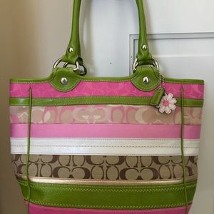 authentic and fun spring/summer coach bag